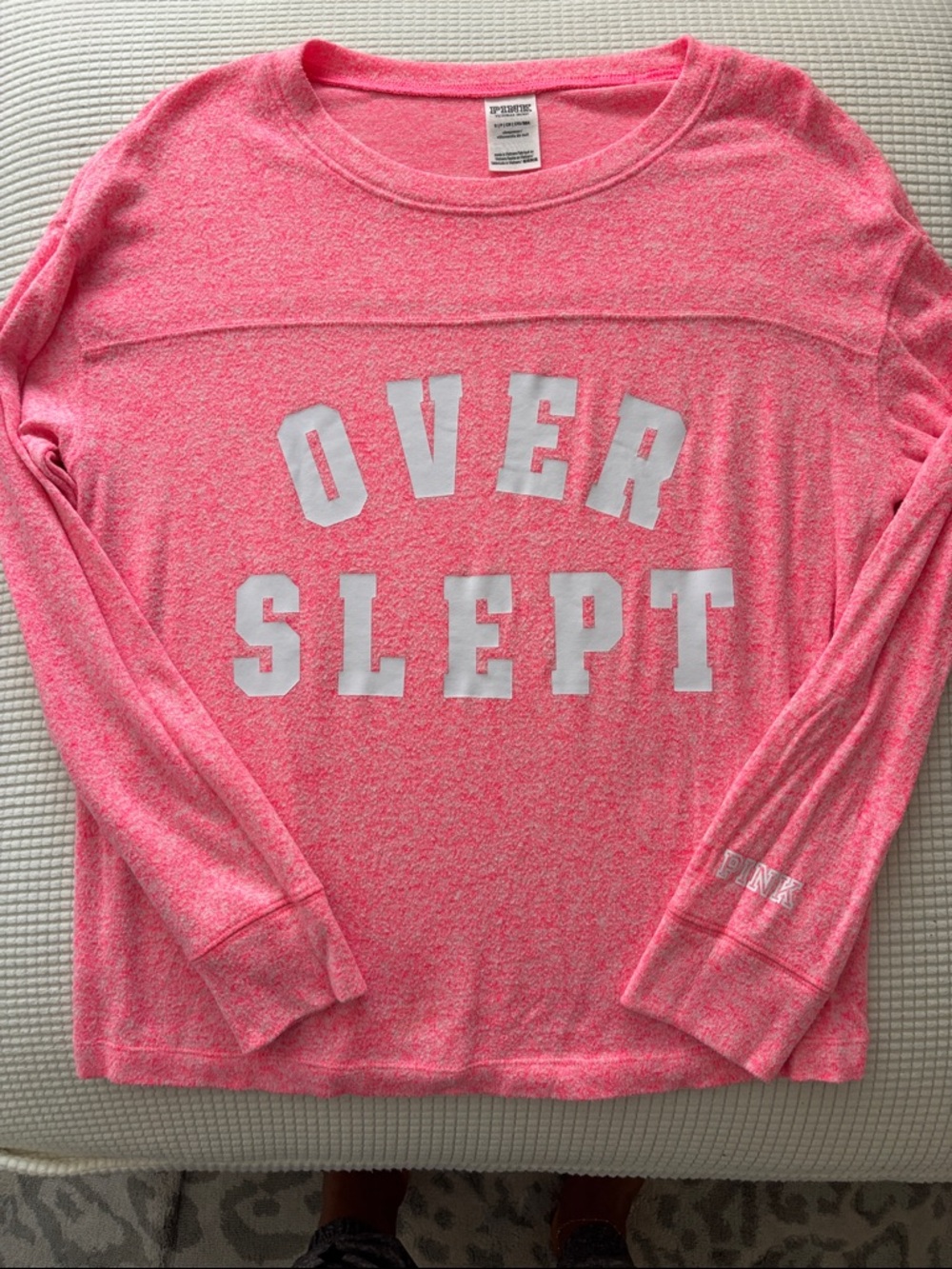 New Victoria's Secret PINK long-sleeve crewneck sz small